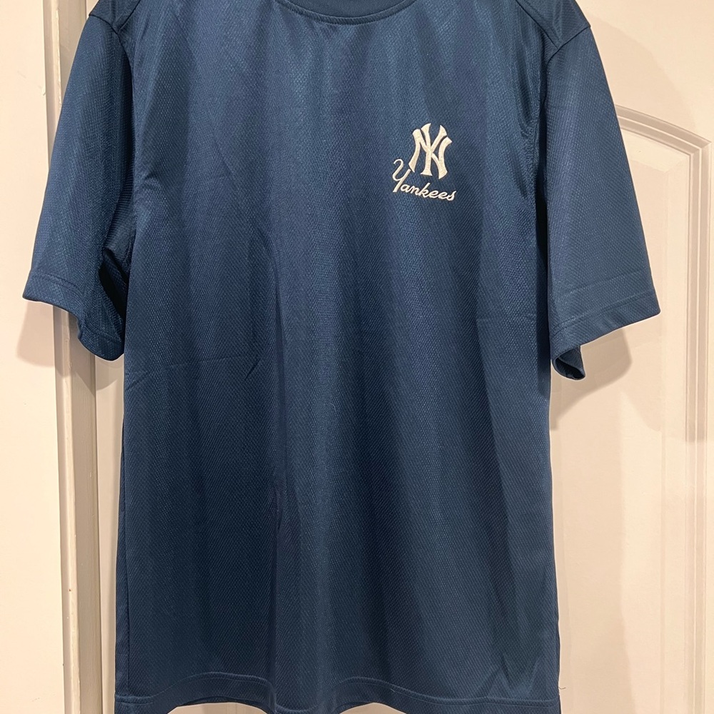New York Yankees 90s Lee sport Blue sports Shirt medium